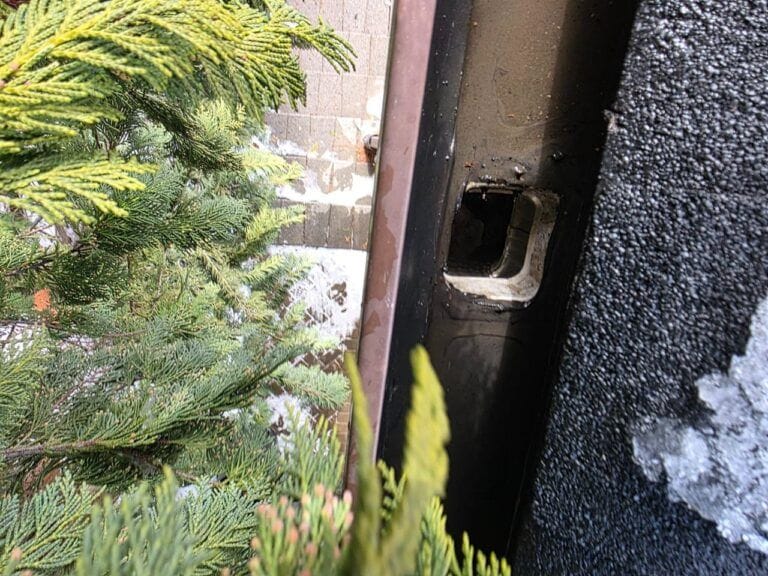 Gutter Cleaning in Thornhill: Frozen Downspouts, Four Leak Points, and a Plan for Summer