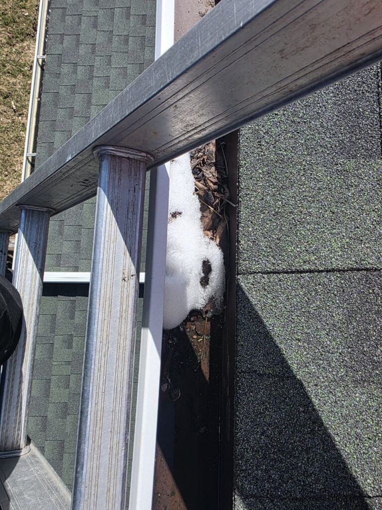 Frozen Gutters in Toronto: Two Real Jobs From One Day