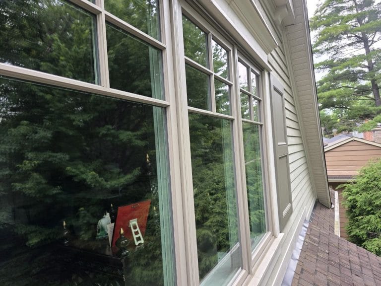 Window and Eavestrough Cleaning Mississauga: $450 Combo Case Study