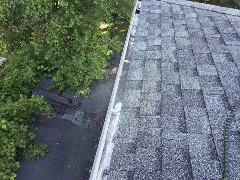 Eavestrough Cleaning Scarborough: 4 Leaks Under the Debris